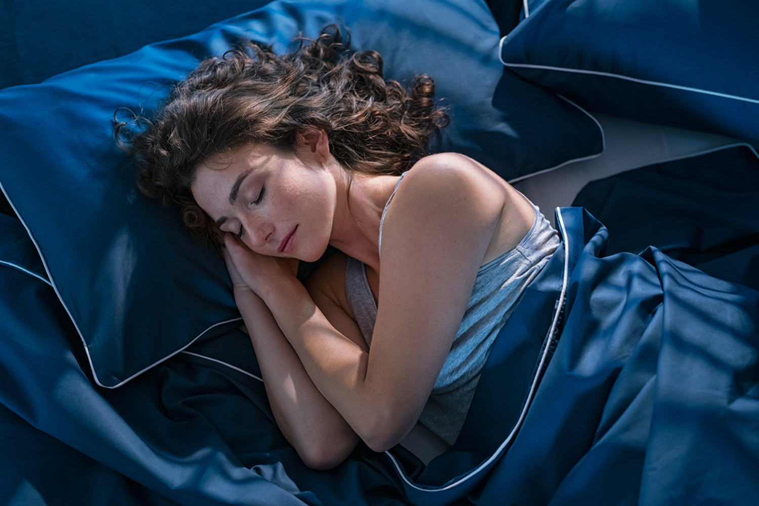 Can't Sleep During Period: 10 Tips To Sleep Better