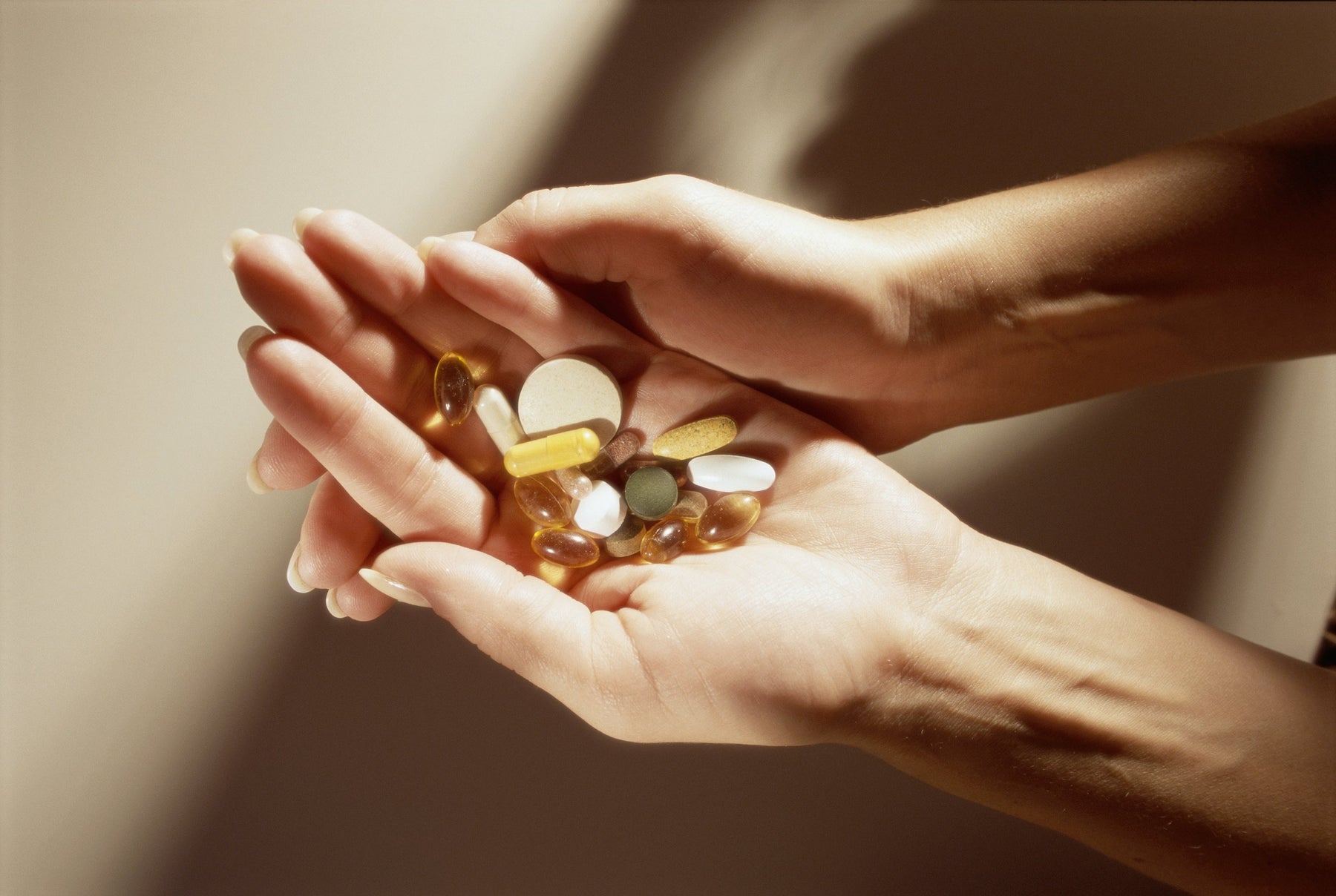 6 Debunked Multivitamin Myths You Need to Know Now